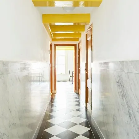 Gasthuis Modern Canal House Loft - Center 3*