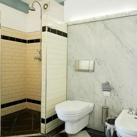 Modern Canal House Loft - Center