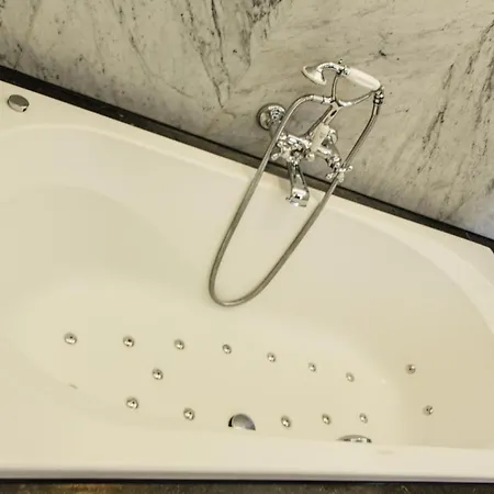 Modern Canal House Loft - Center Гостевой дом